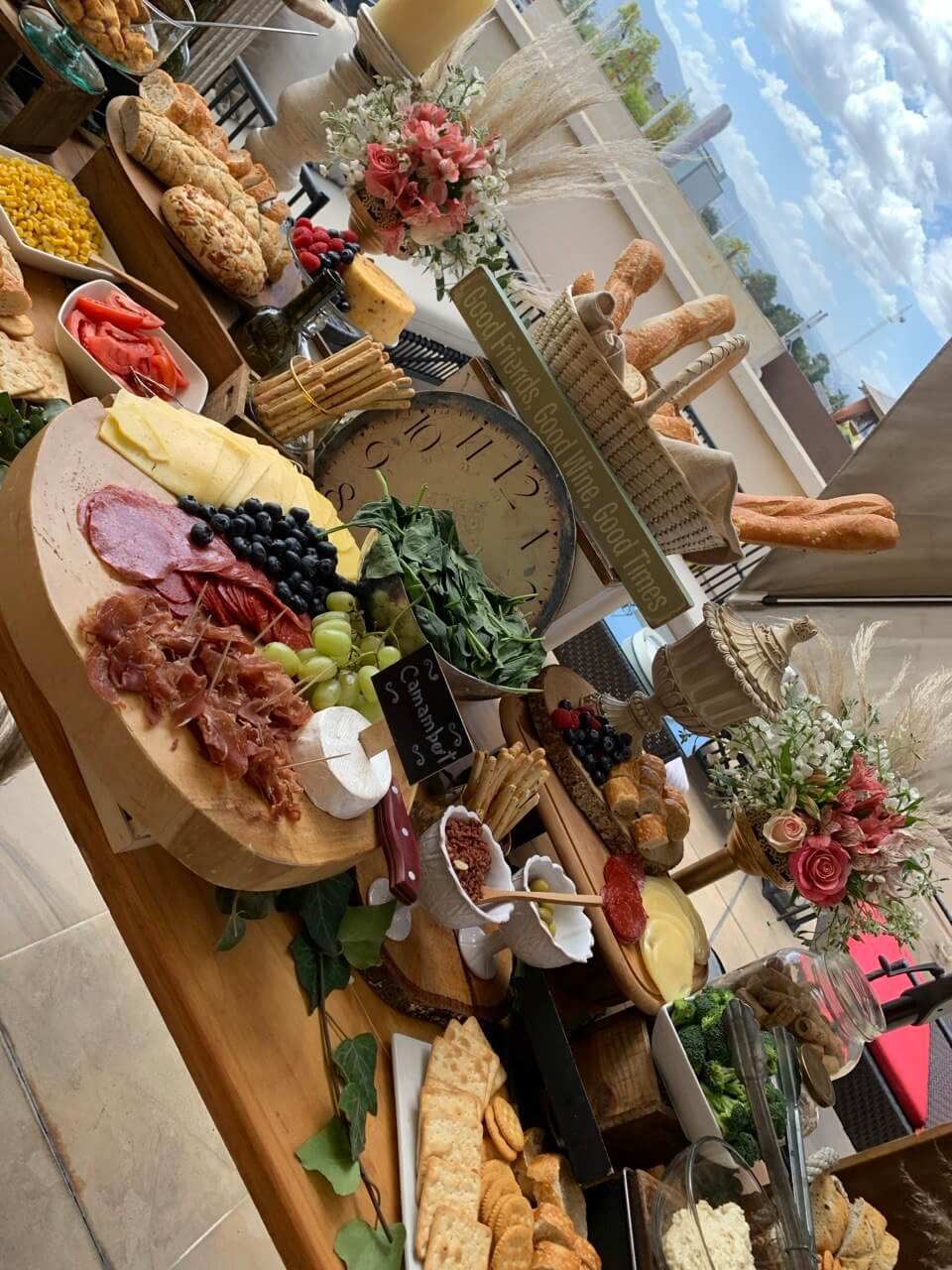 Barras delicatessen en tus fiestas Casa SM 02